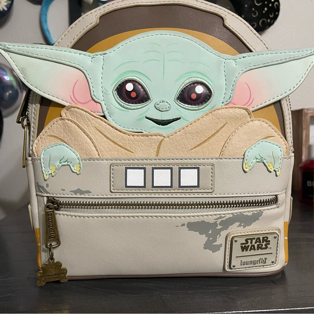 Loungefly Star Wars Baby Yoda The Mandalorian Womens Double Strap Shoulder Bag